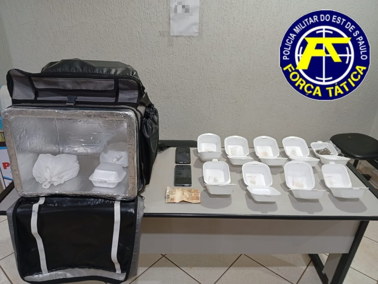 “Falso entregador de alimentos” é detido pela PM por tráfico de entorpecente