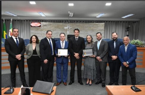 Advogados recebem homenagem da Câmara