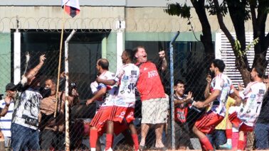 A Série A do Campeonato Varzeano teve jogos no final de semana, com destaque para a vitória do Atlético Vila Diva sobre o Vila Nogueira por 1 a 0 e a ADPM