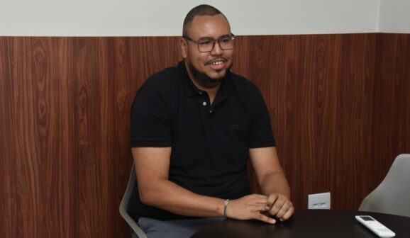 Ampliação do horário em farmácia de alto custo  é proposta para reduzir filas