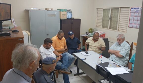 Uma reunião realizada na sede da Liga Barretense de Futebol na manhã desta segunda (18), discutiu a segurança nas partidas do Campeonato Amador Varzeano nas séries A e B.