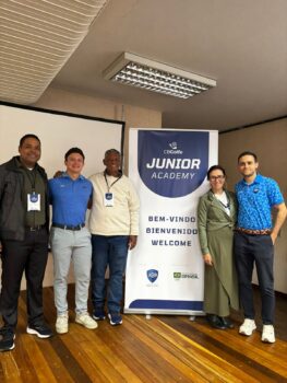 Associação representa município em evento estadual de golfe 