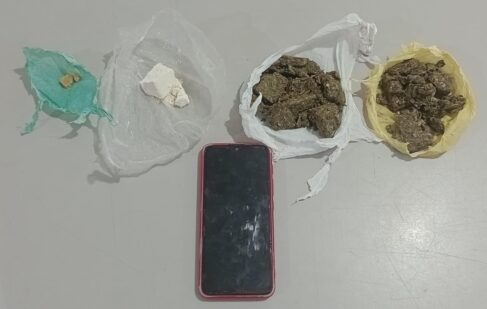 Auxiliar de serviços gerais é detido pela PM por tráfico na Faria Lima (Foto: O Diário de Barretos)
