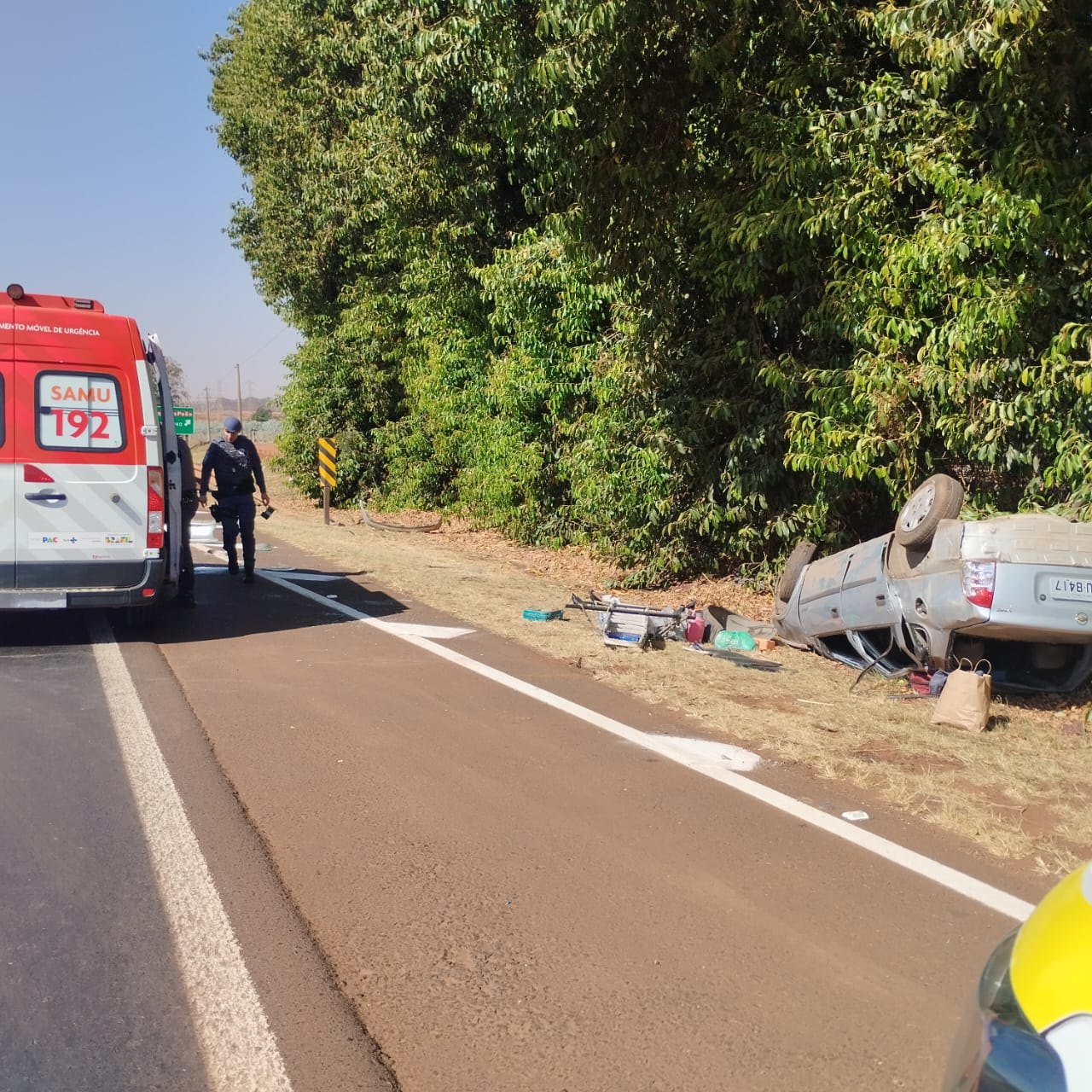 Condutor fica ferido em acidente na rodovia Brigadeiro Faria Lima