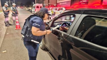 SEGURANÇA: Ações de conscientização e fiscalização continuam na cidade durante o dia e noite Dois dias de ações do Detran-SP somam mais de 6 mil participações em Barretos