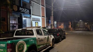 Homem detido pela GCM por lesão corporal e incêndio (Foto: O Diário de Barretos)