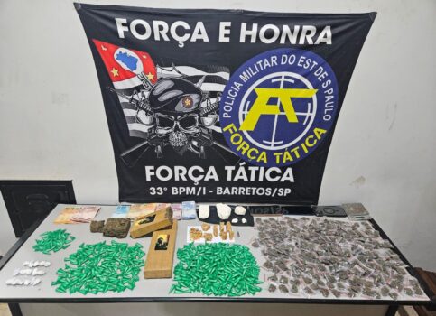 Polícia Militar detém suspeitos e apreende 3,4kg de drogas em Barretos (Foto: O Diário de Barretos) Polícia Militar detém suspeitos e apreende 3,4kg de drogas em Barretos (Foto: O Diário de Barretos)