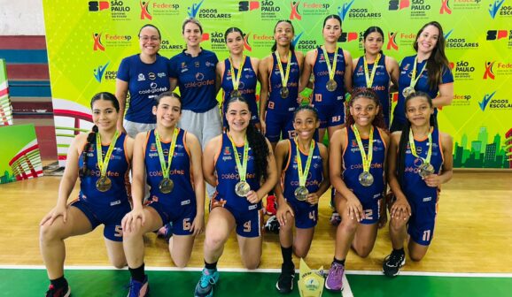 As meninas do Colégio FEB/APAB Barretos sagraram-se campeãs na manhã desta quinta (27) da etapa II dos Jogos Escolares de São Paulo, em Águas de Lindoia.