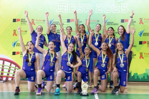 WhatsApp Image 2025-08-29 at 10.03.39 A cidade de Barretos conquistou um importante título com o basquete feminino. Jogando a final estadual dos Jogos Escolares, em Águas de Lindoia