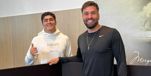 O barretense Eduardo Valécio prestigiou no último final de semana a final do Crossfit Games 2025, na cidade de Albany NY. O evento reuniu os atletas mais bem condicionados do mundo como Kalyan Souza, que é um grande exemplo de dedicação e esforço, inspiração para milhares de brasileiros que praticam a modalidade como Eduardo. Encontro de grandes!! Crossfit Games