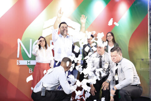 Barretense ganha moto elétrica de promoção do Dia dos Pais de shopping 