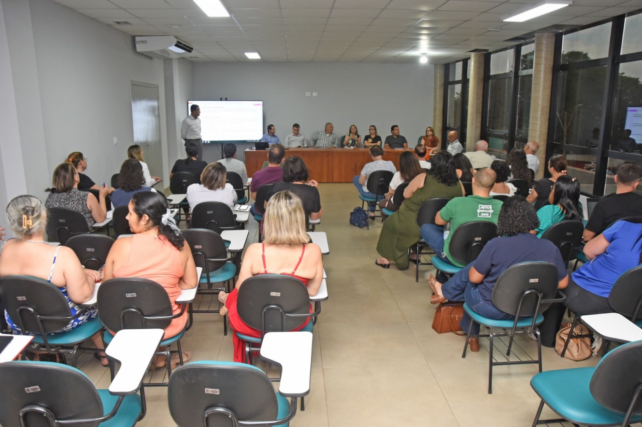 Organizações da Sociedade Civil recebem orientações sobre Emendas Impositivas