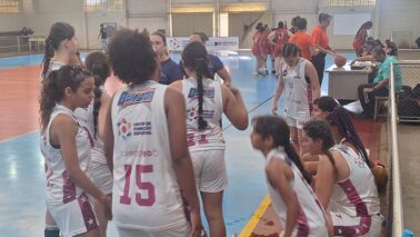 Basquete feminino vence pelo Paulista Sub-14 em Santo André