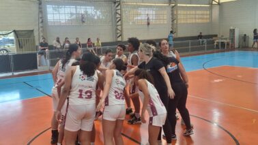 Colégio FEB/APAB Barretos vence São Bernardo com grande vantagem