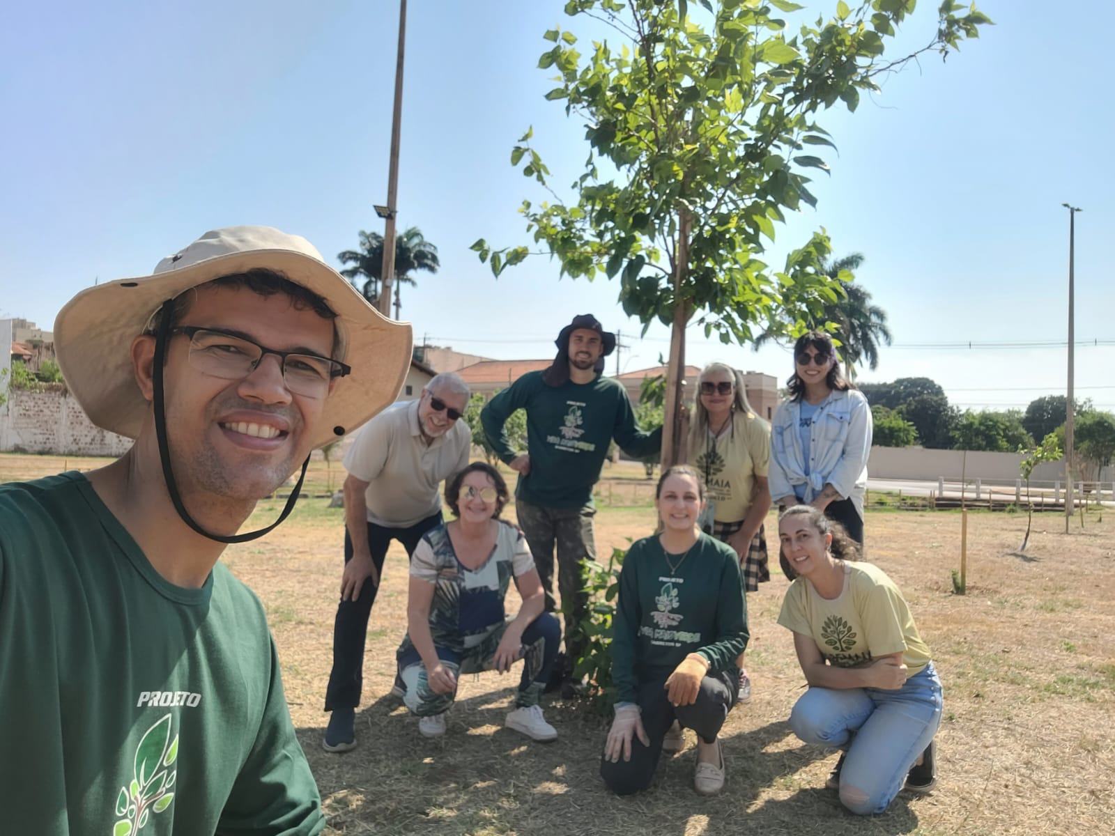 Ação de plantio de árvores