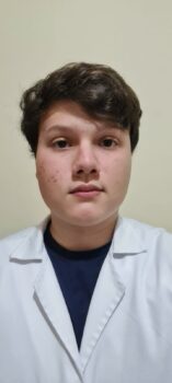 Eitor Jacomini Severino, estudante do 3º período do curso de Medicina da Facisb, orientado pela profª Andrea Carla Celotto Saúde na mesa: Manteiga ou margarina?