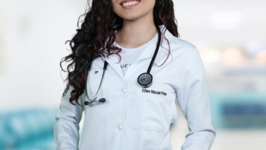 Ellen Maciel Pires, estudante do 5º período do curso de medicina da FACISB, orientada pela Profa. Daniele Natália Pacharone Bertolini Bidinotto Vacinação contra o HPV na prevenção do câncer de colo de útero