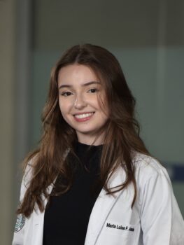 Maria Luísa Furtado de Andrade, estudante do 1º período do curso de Medicina da FACISB, orientada pelo prof. Robson Aparecido dos Santos Boni Burnout: Fatores ocultos por trás do estresse crônico