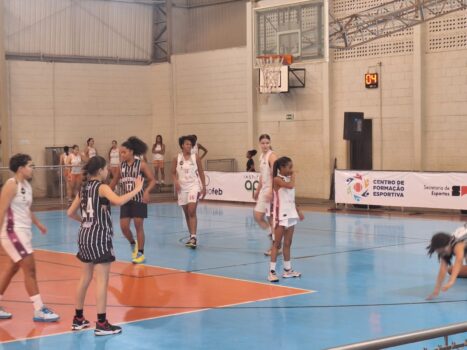 Duelo: Colégio FEB/APAB Barretos vence o Corinthians