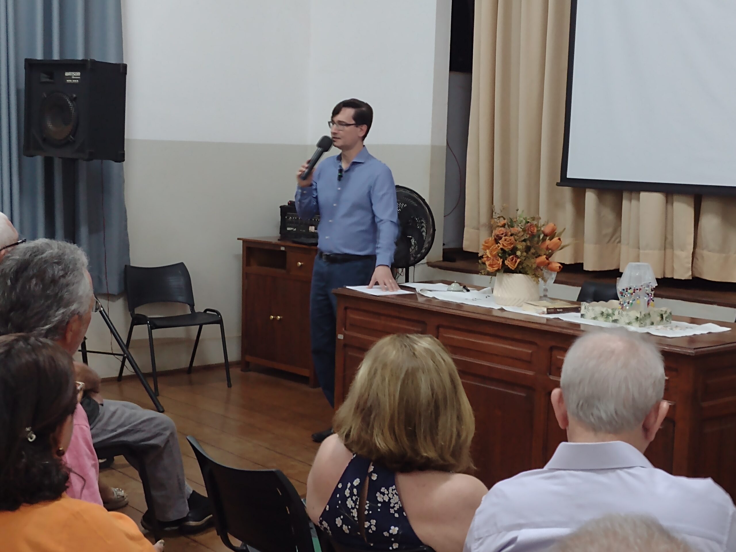 Psiquiatra realiza palestra na 25 de Dezembro durante o Setembro Amarelo