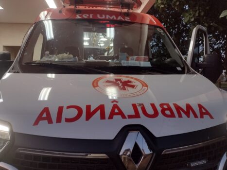 SAMU socorre criança vítima de acidente em casa (Foto: O Diário de Barretos) SAMU socorre criança vítima de acidente em casa (Foto: O Diário de Barretos)