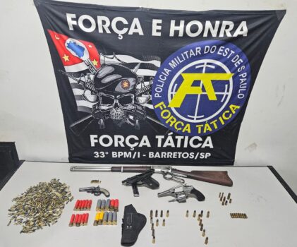 Polícia Militar prende suspeitos e encontra armas e munições (Foto: O Diário de Barretos) Polícia Militar prende suspeitos e encontra armas e munições (Foto: O Diário de Barretos)