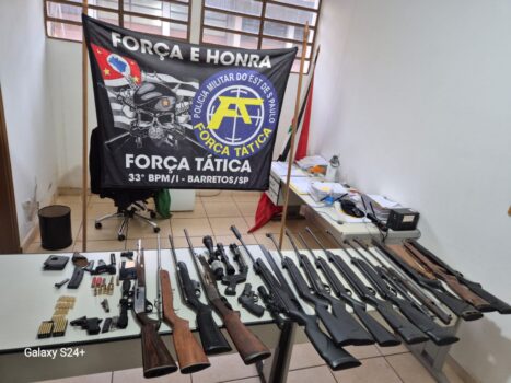 Operação da PM culmina com prisões e apreensões de armas em Colina (Foto: O Diário de Barretos) Operação da PM culmina com prisões e apreensões de armas em Colina (Foto: O Diário de Barretos)