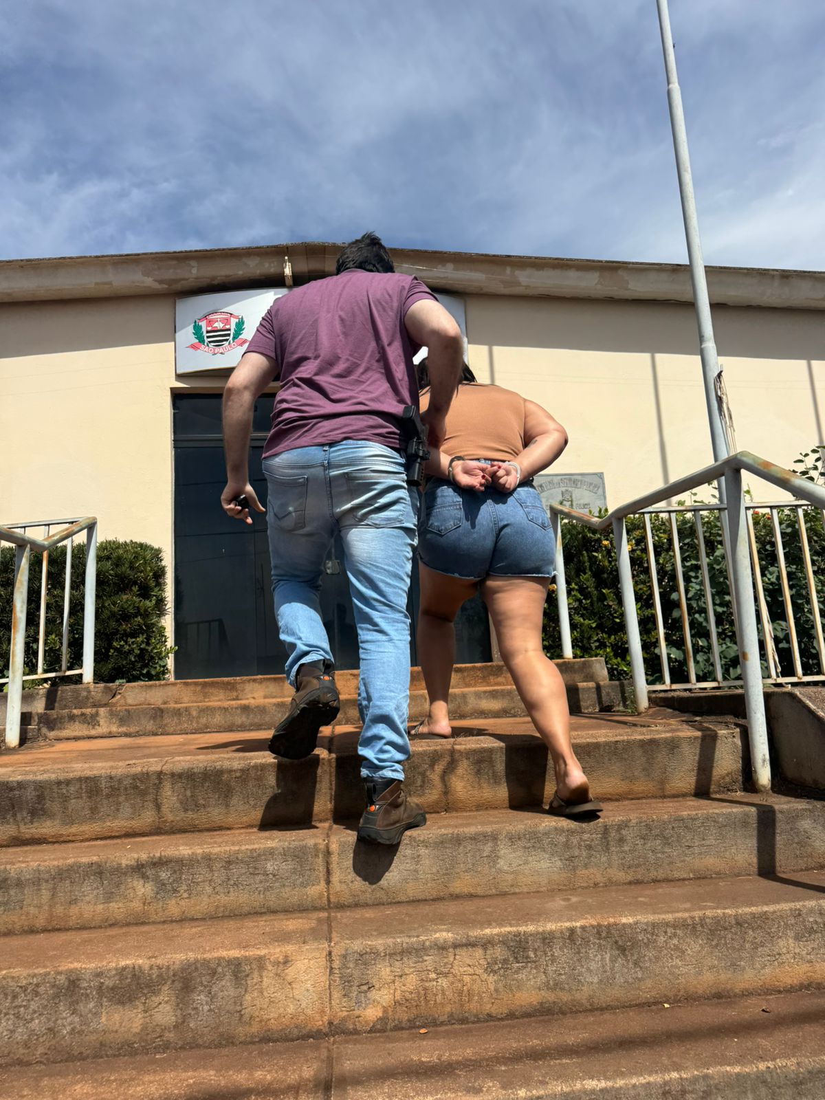 Polícia Civil identifica e prende mulher investigada por estelionato