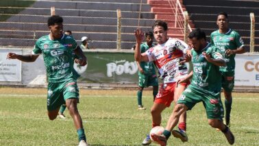 O Campeonato Amador Varzeano das Séries A e B prossegue neste domingo (14), com jogos agendados pela Liga Barretense de Futebol.