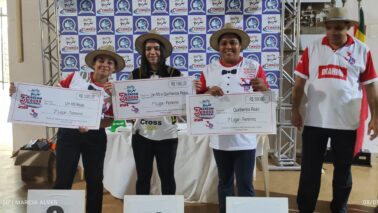 O Sindicato dos Hotéis de Barretos e região promoveu na tarde de segunda-feira (8), a 13ª corrida do Garçom e Garçonete e a 3ª edição do Garçom Cross Regional.