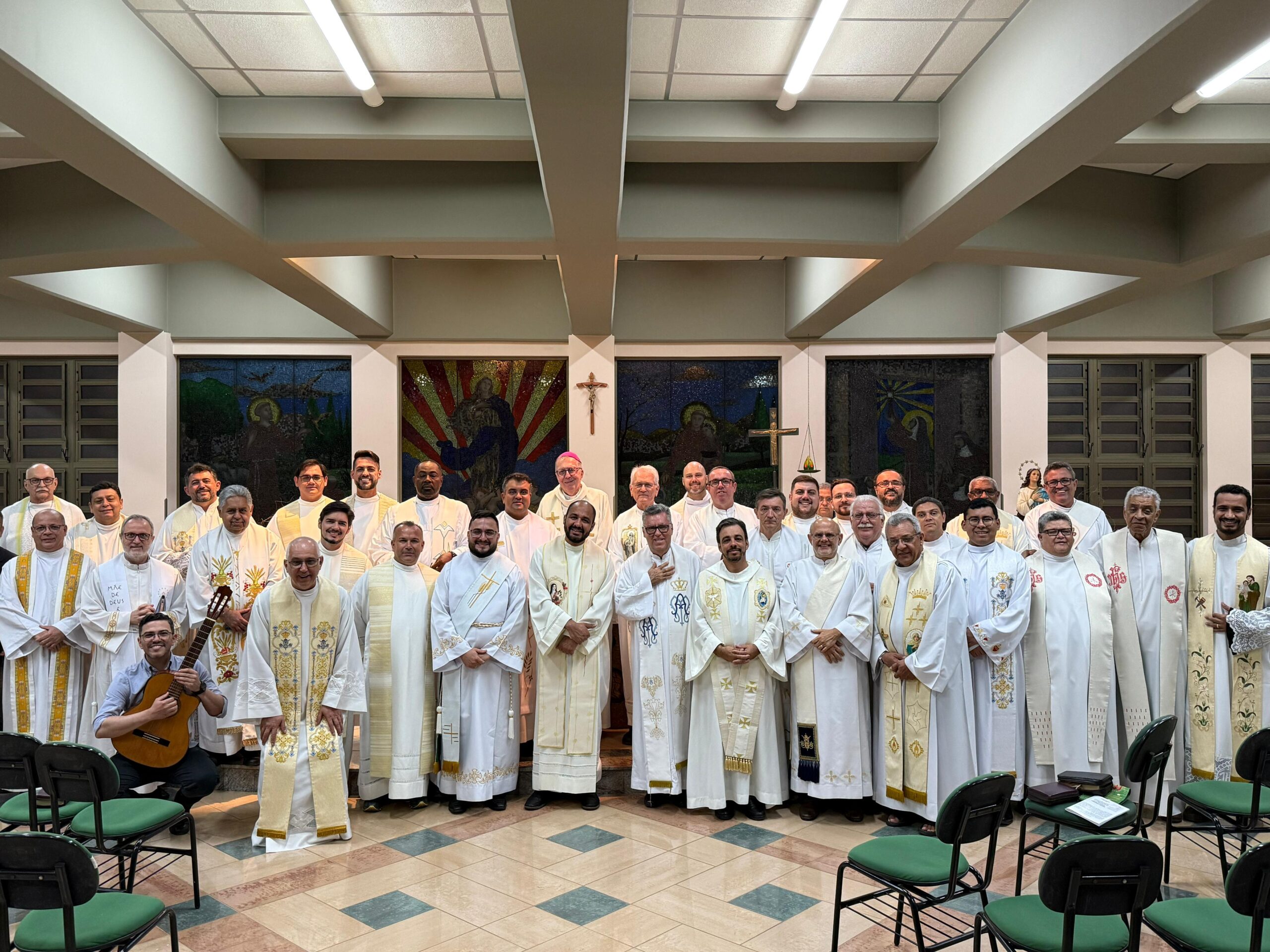 Clero Diocesano participa de retiro com Cardeal de Manaus
