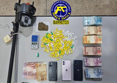 Casal é detido pela PM por tráfico de entorpecente (Foto: O Diário de Barretos) Casal é detido pela PM por tráfico de entorpecente (Foto: O Diário de Barretos)