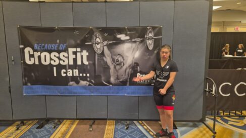 A barretense Lara de Toledo Martins Luz, 16 anos, encerra hoje (14), a sua participação na competição de Cross Fit Adaptado, que teve início na sexta-feira (12), em Las Vegas nos Estados Unidos.