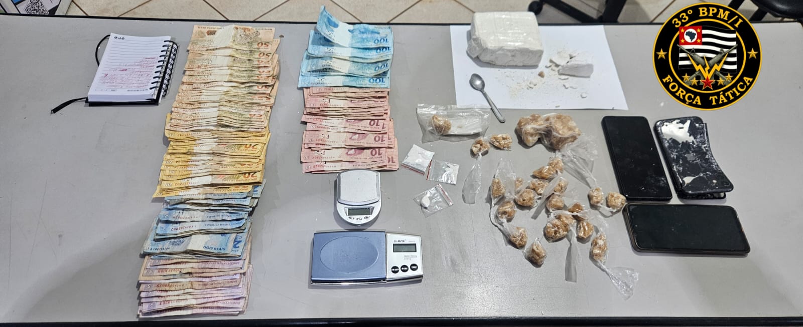 Polícia Militar checa denúncia e prende dois na prática de tráfico de drogas
