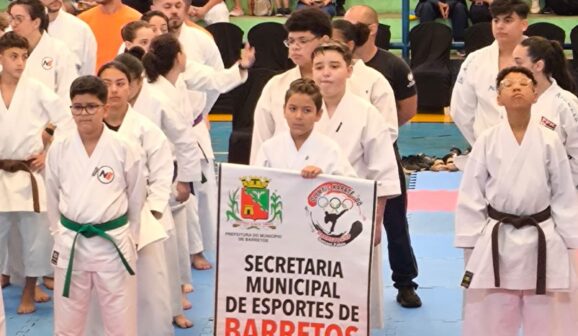 A equipe de Karatê da Secretaria Municipal de Esportes de Barretos mais uma vez se destacou, desta vez nas finais do Campeonato Paulista de Karatê Shotokan da JKS SP, realizadas no último sábado (20), no ginásio Pedrocão, em Franca.