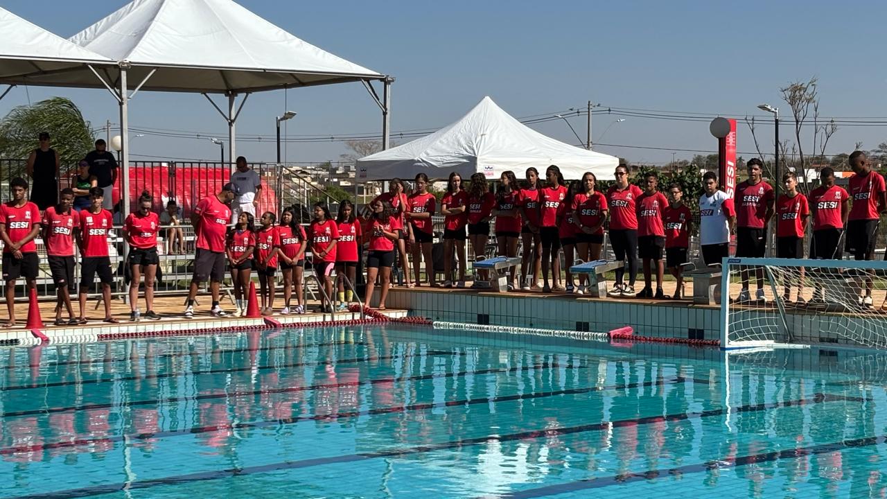 Polo aquático movimenta SESI com etapa da Liga