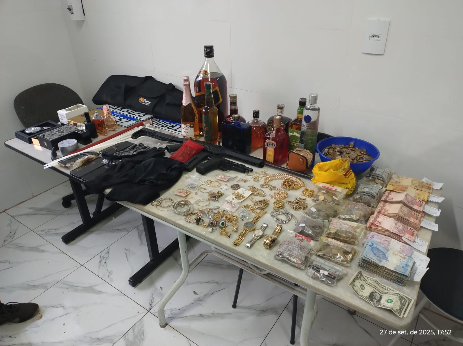 Polícia desmantela organização criminosa especializada em roubos a residências