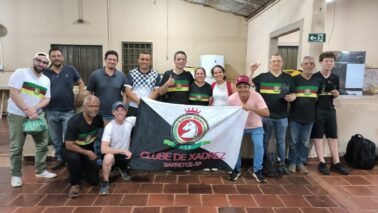 Integrantes do Clube de Xadrez participaram de torneio em Cravinhos (Foto: Divulgação) Integrantes do Clube de Xadrez participaram de torneio em Cravinhos (Foto: Divulgação)