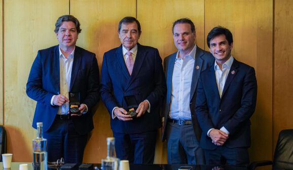 Ministro Frederico Siqueira Filho, José Eduardo Moniz (TVI), Luiz Arthur e Marcelo Monteiro (Foto: AESP/Divulgação)