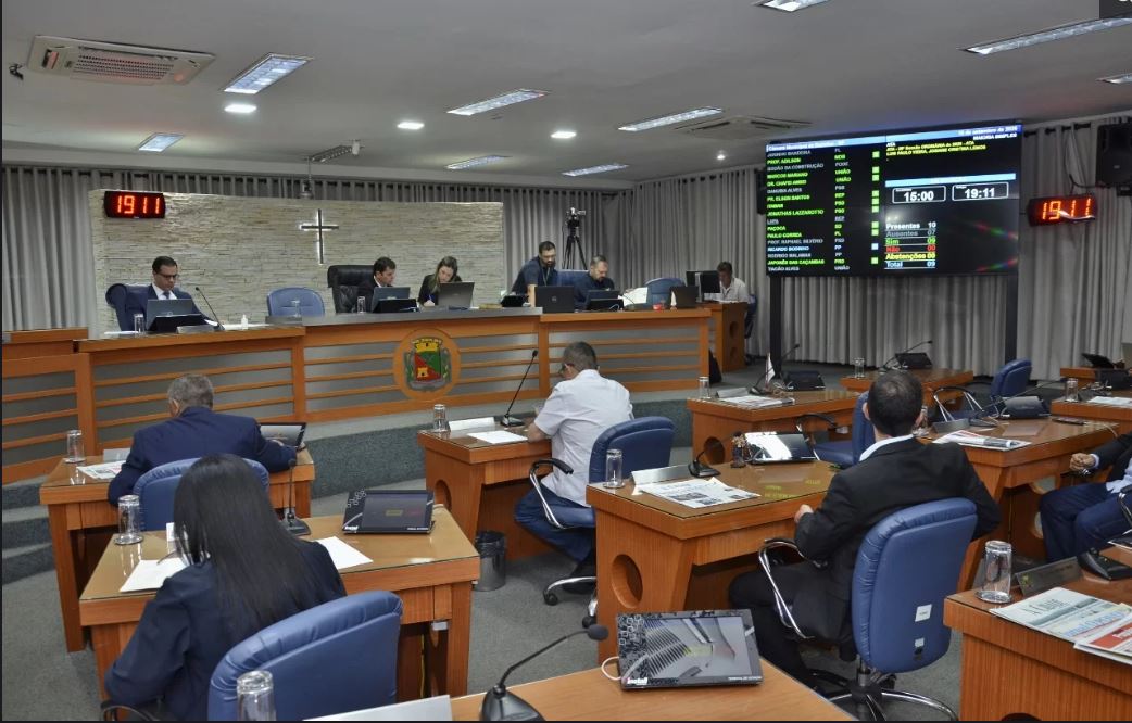 Câmara analisa projeto que autoriza amamentação durante concurso público