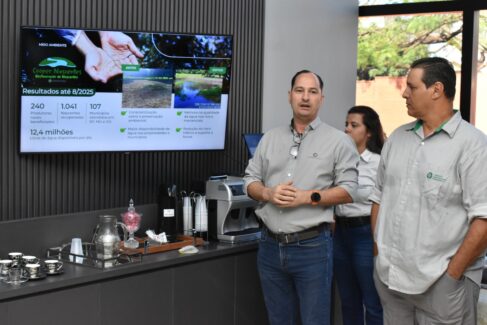 Representantes do Instituto Credicitrus durante apresentação do projeto (Foto: Divulgação)