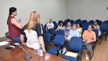 Encontro sobre prevenção à dengue foi realizado no auditório da ACIB