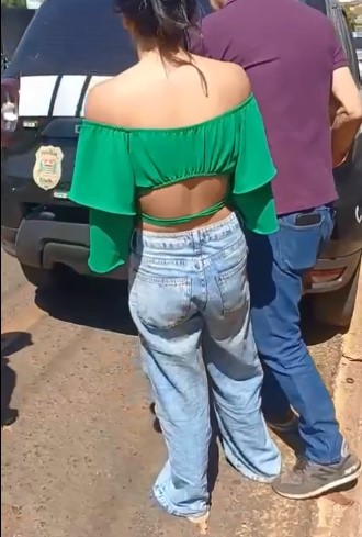 Polícia Civil prende ex-funcionária de loja de telefonia em Barretos