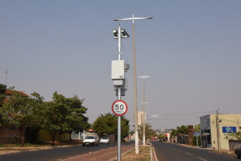 Verificação de equipamentos de controle de velocidade é exigência da legislação Verificação de equipamentos de controle de velocidade é exigência da legislação