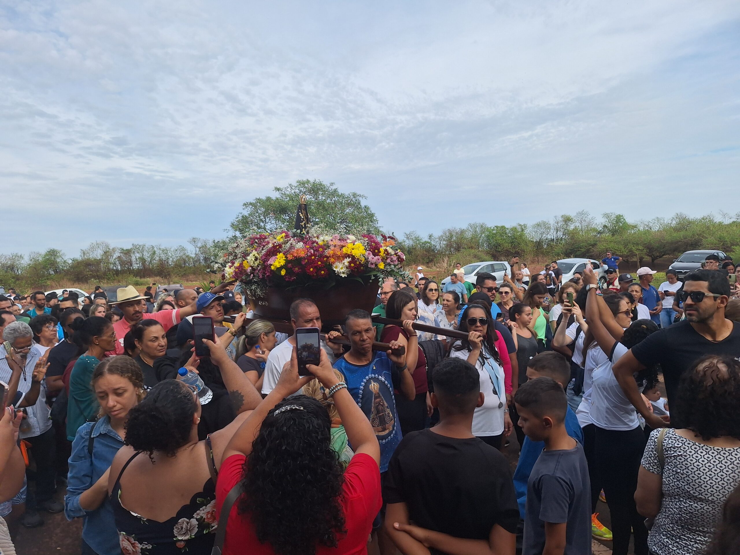 Bispo destaca amor dos barretenses a Nossa Senhora nos 39 anos do Caminhando com Maria