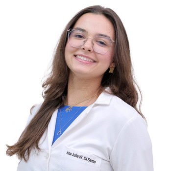 Ana Julia Wagner Di Santo, estudante do 4. Período do curso de medicina da FACISB, orientada pela profª Thais Kataoka Homma Raquitismo: quando a deficiência de Vitamina D vira um problema