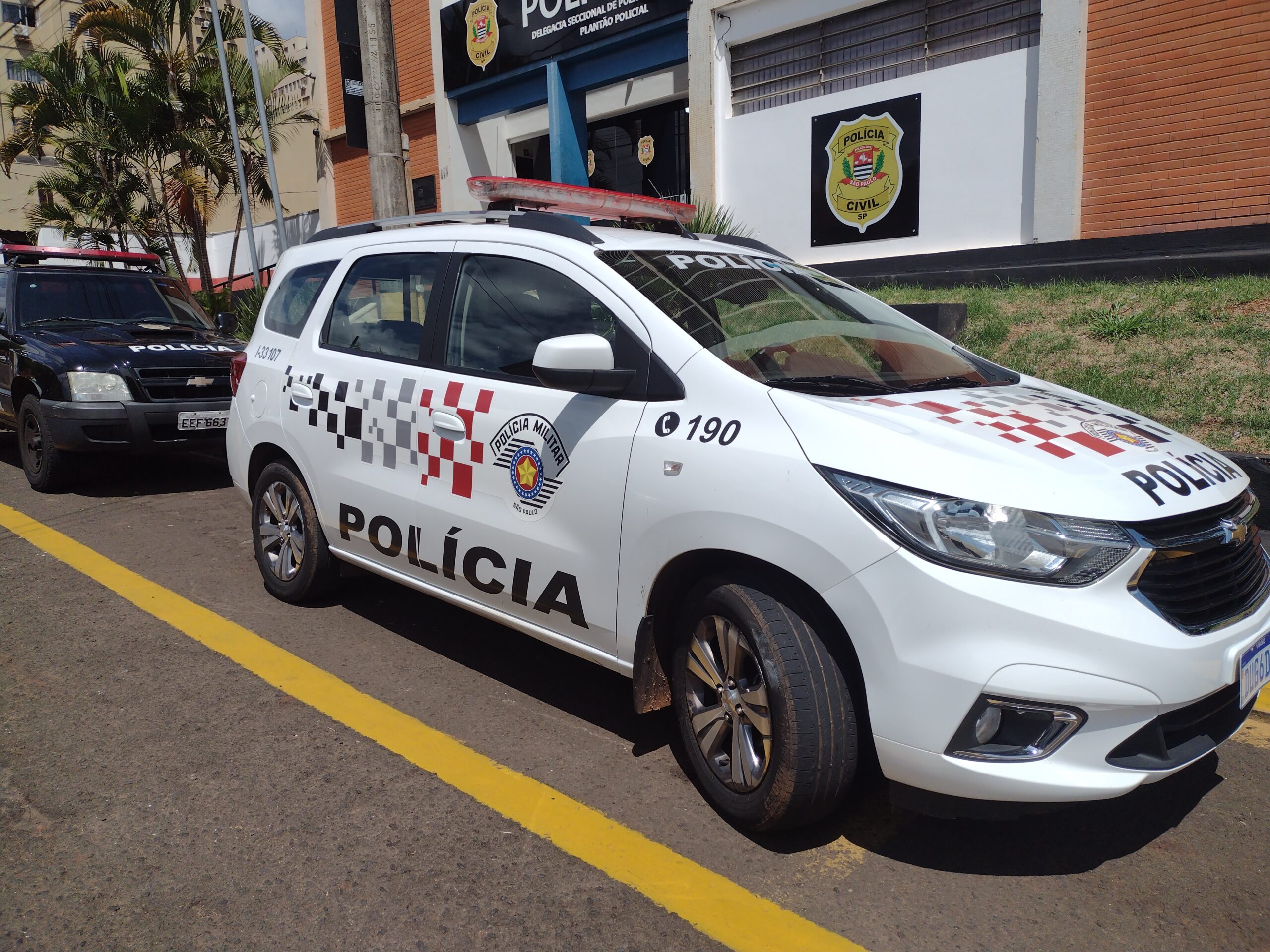 Condutora fica ferida em acidente de trânsito
