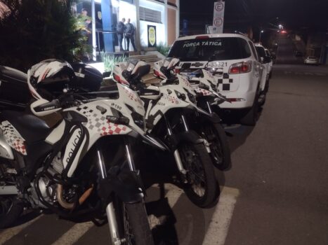 Jovem é detido por adulteração de sinal identificador de veículo automotor (Foto: O Diário de Barretos) Jovem é detido por adulteração de sinal identificador de veículo automotor (Foto: O Diário de Barretos)
