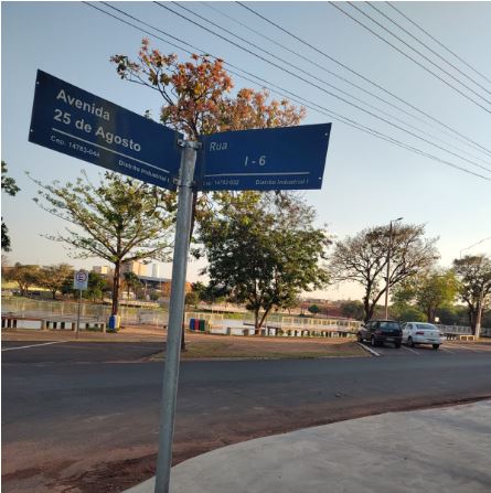 Depósito  irregular no Distrito Industrial I é notificado pela Prefeitura