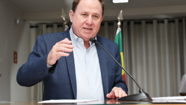 Paulo Corrêa disse que lei municipal sobre o tema não está sendo cumprida (Foto: Divulgação) Paulo Corrêa disse que lei municipal sobre o tema não está sendo cumprida (Foto: Divulgação)